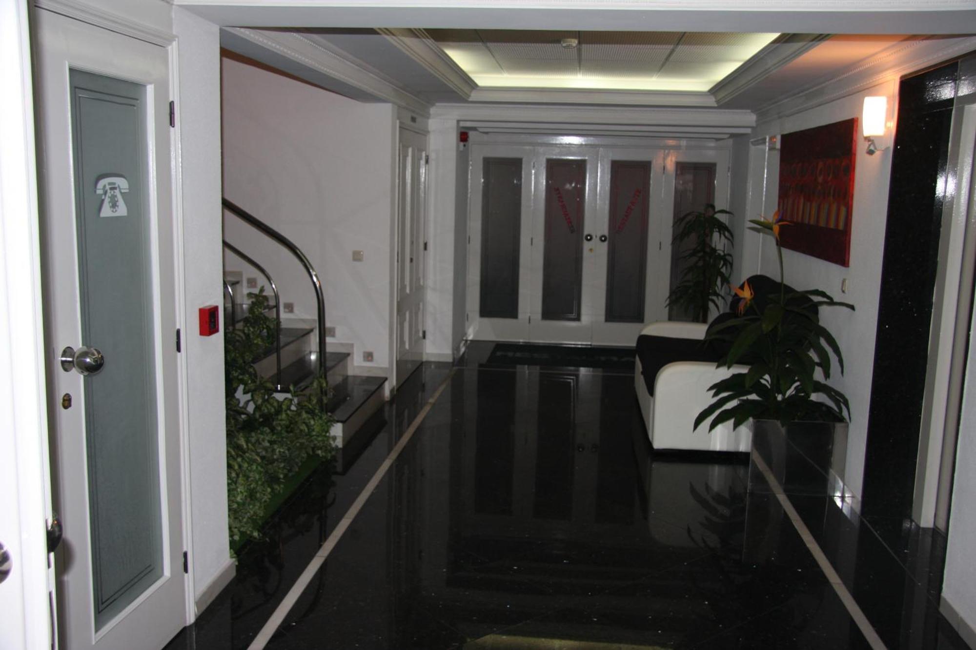 Hotel Turismo Miranda ميراندا دو دورو المظهر الخارجي الصورة